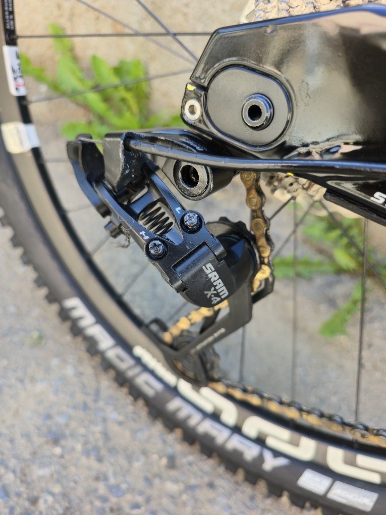 Nukeproof Pulse Downhill 26цола. Fox 40, Rockshox, 1x9 скорости Sram