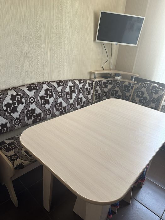 Продам кухонный уголок