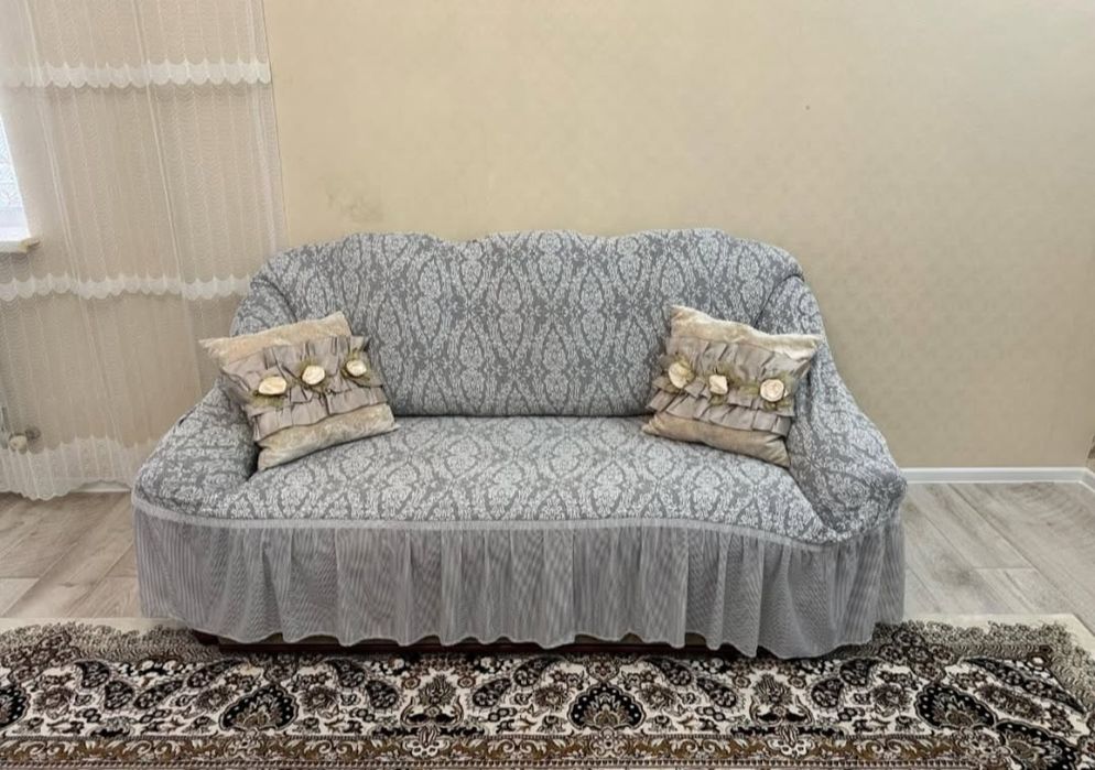 Дивандар сатылады.