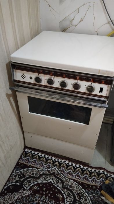 Газ плитаси сотилади!!!