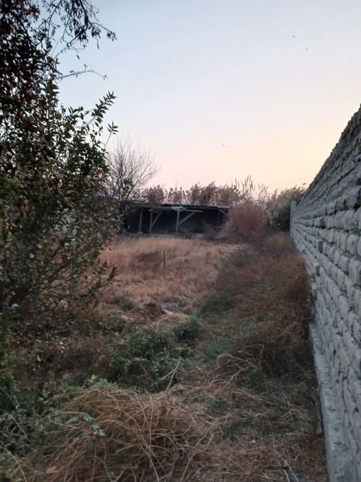 Участка сотилади