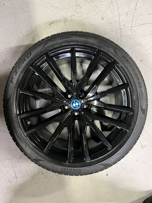 Jante Originale BMW X5 / X6 (G05/G06) R22 M742 Black