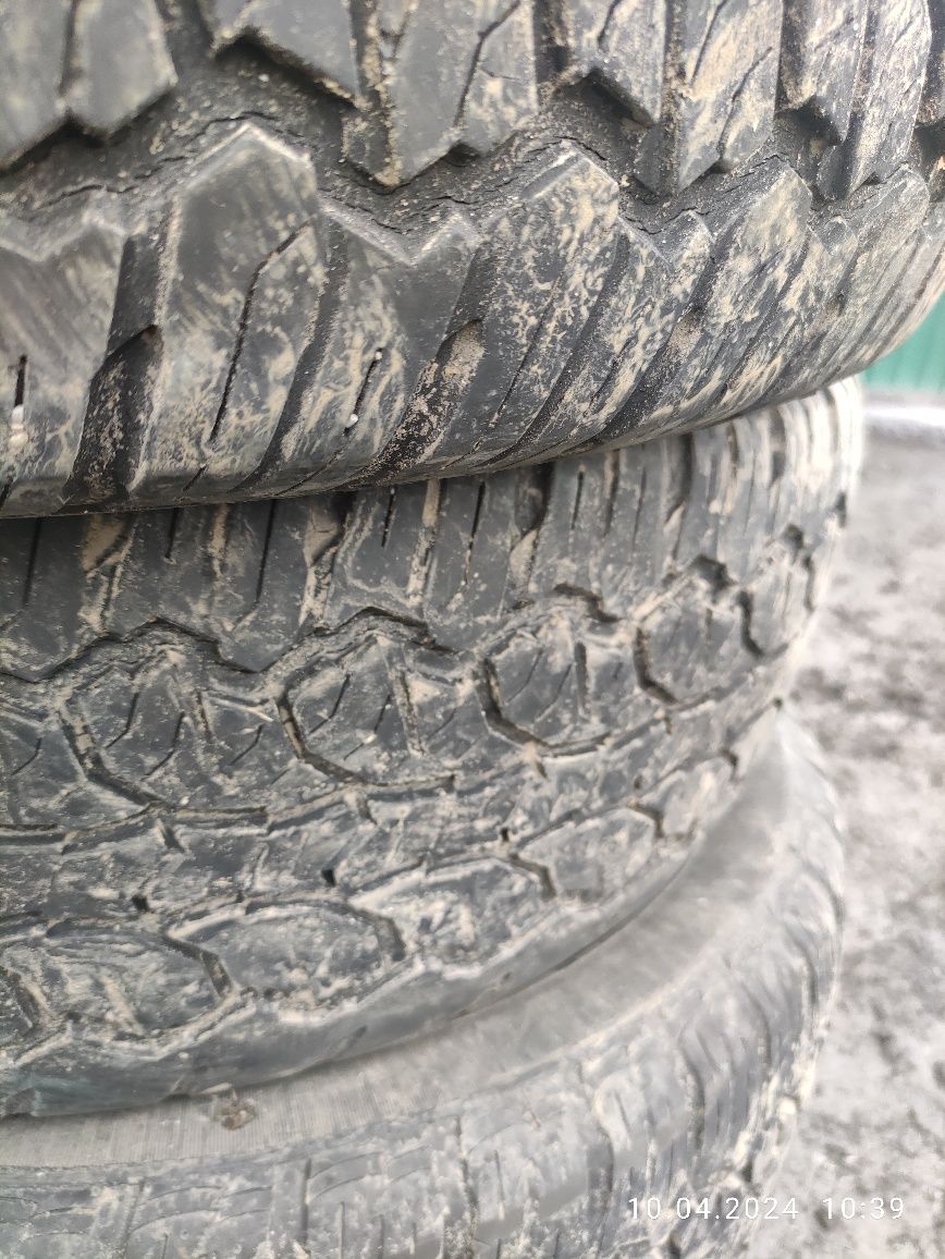 Продам резину 265/70 R16