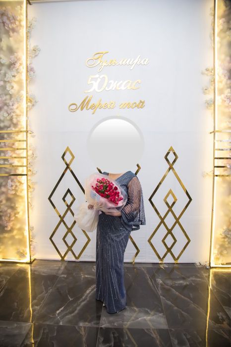 Продам вечернее нарядное платье