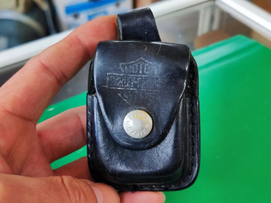 Кожен калъф за запалка zippo