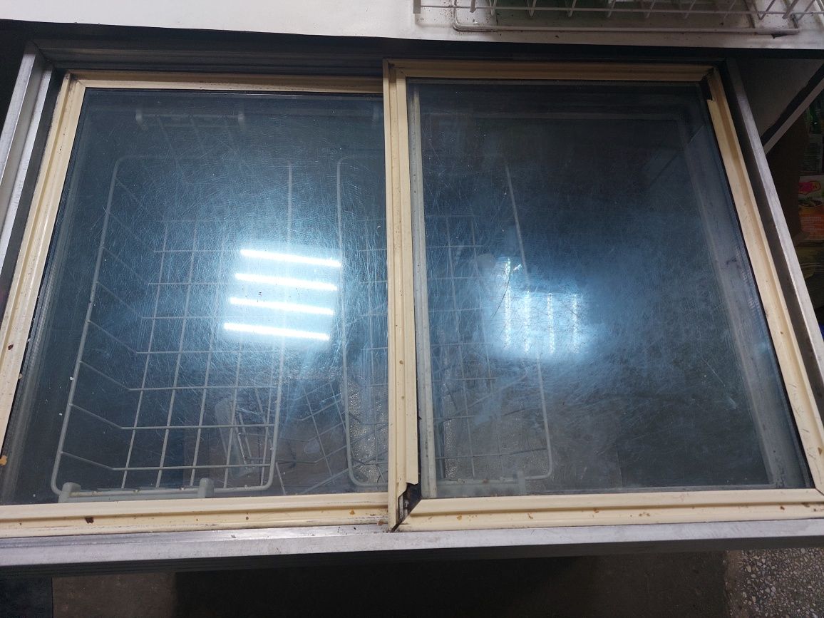 Продам морозильную камеру  сочно