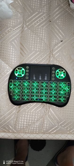 Vând pachet TV smart box