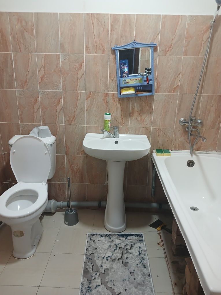 Kvartira ijara bollar qizlar oila