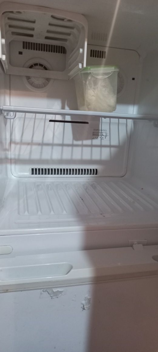 Істемитін холодильник