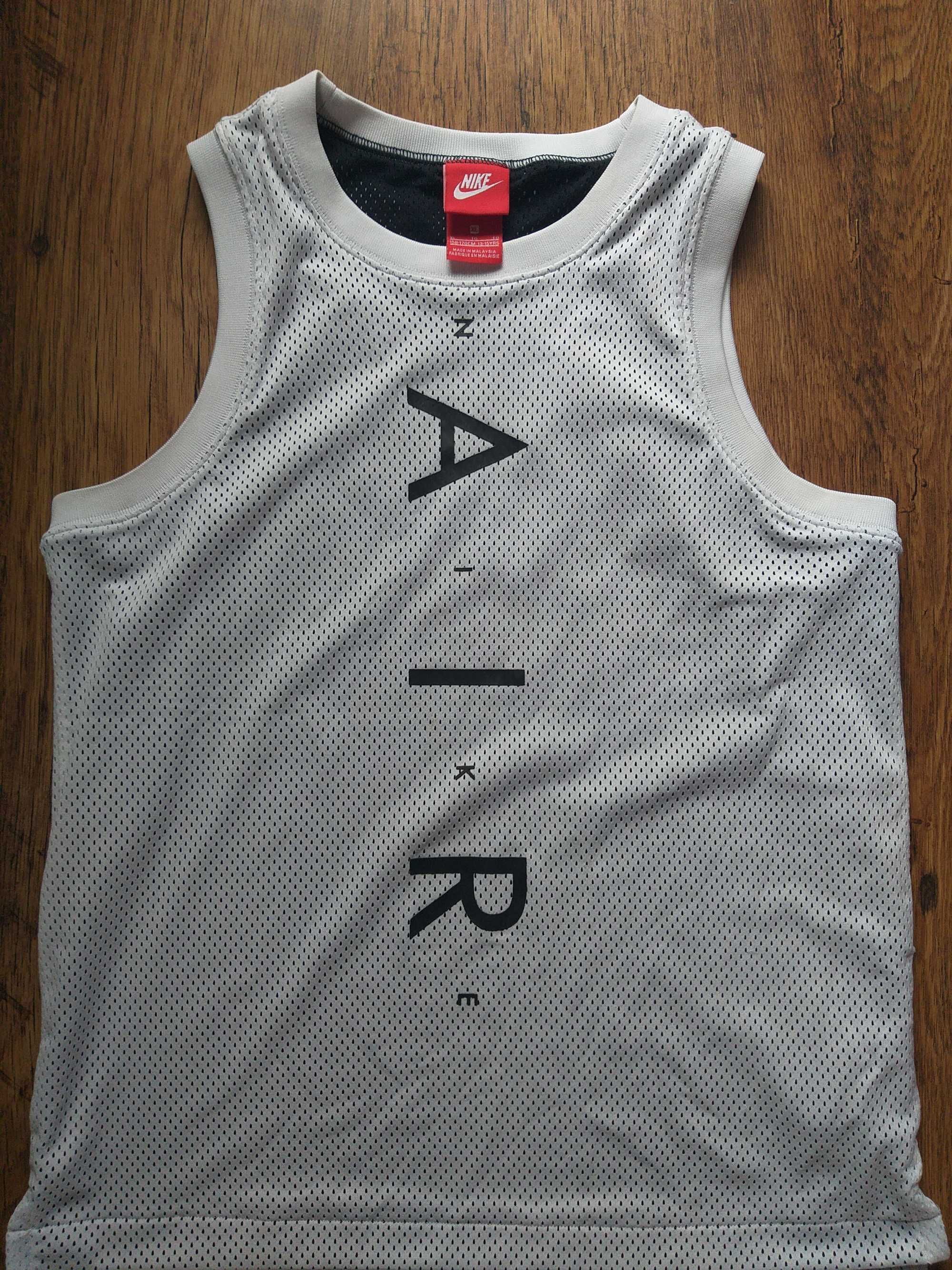 Nike Air Tank Top - страхотен юношески потник КАТО НОВ