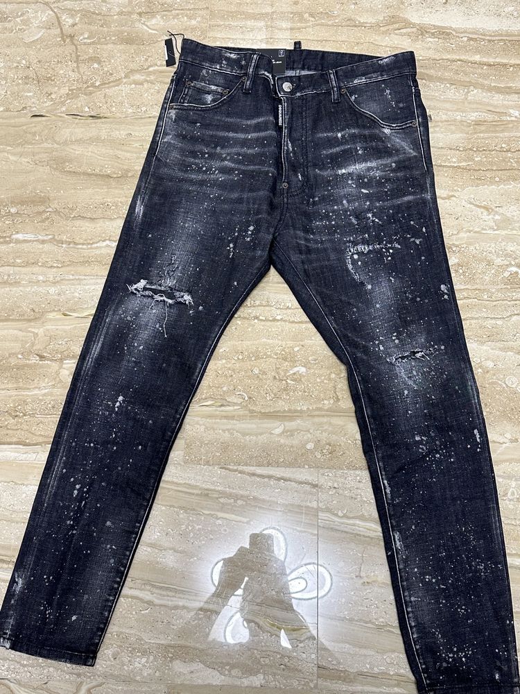 Jeans DSQUARED2, Straight Leg Distressed Black S74LB1185S30357900