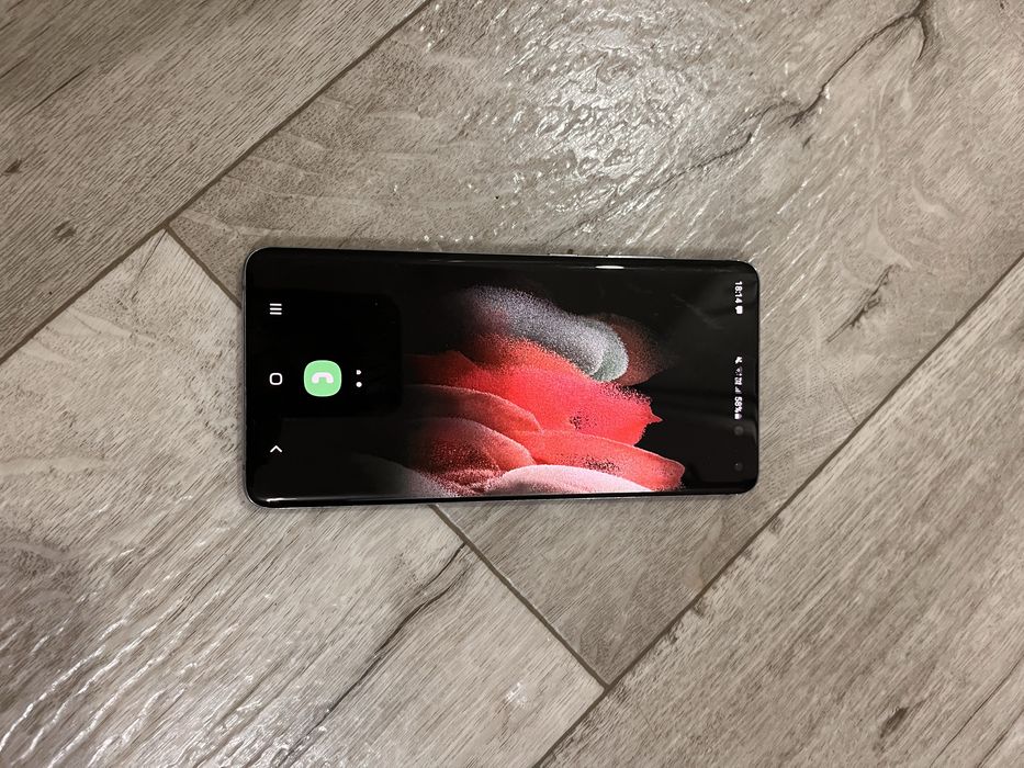 Продам новую Самсунг галакси s 10