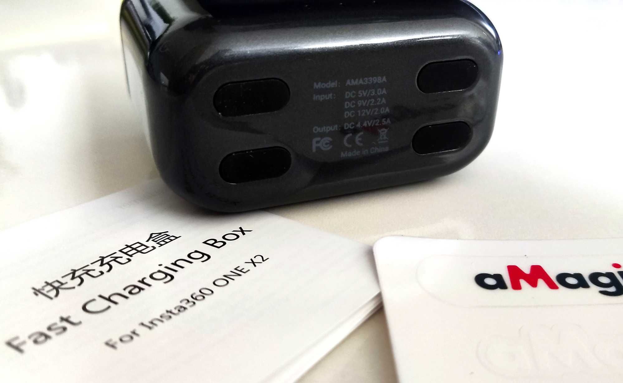 бързо зарядно с 2 батерии за Insta360 one x2