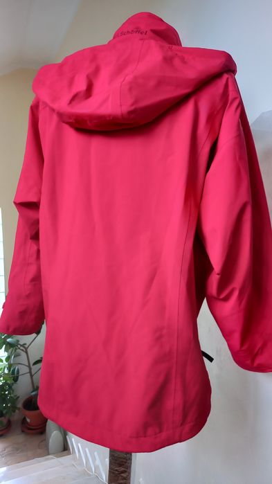 Jachetă sport anti vânt și ploaie