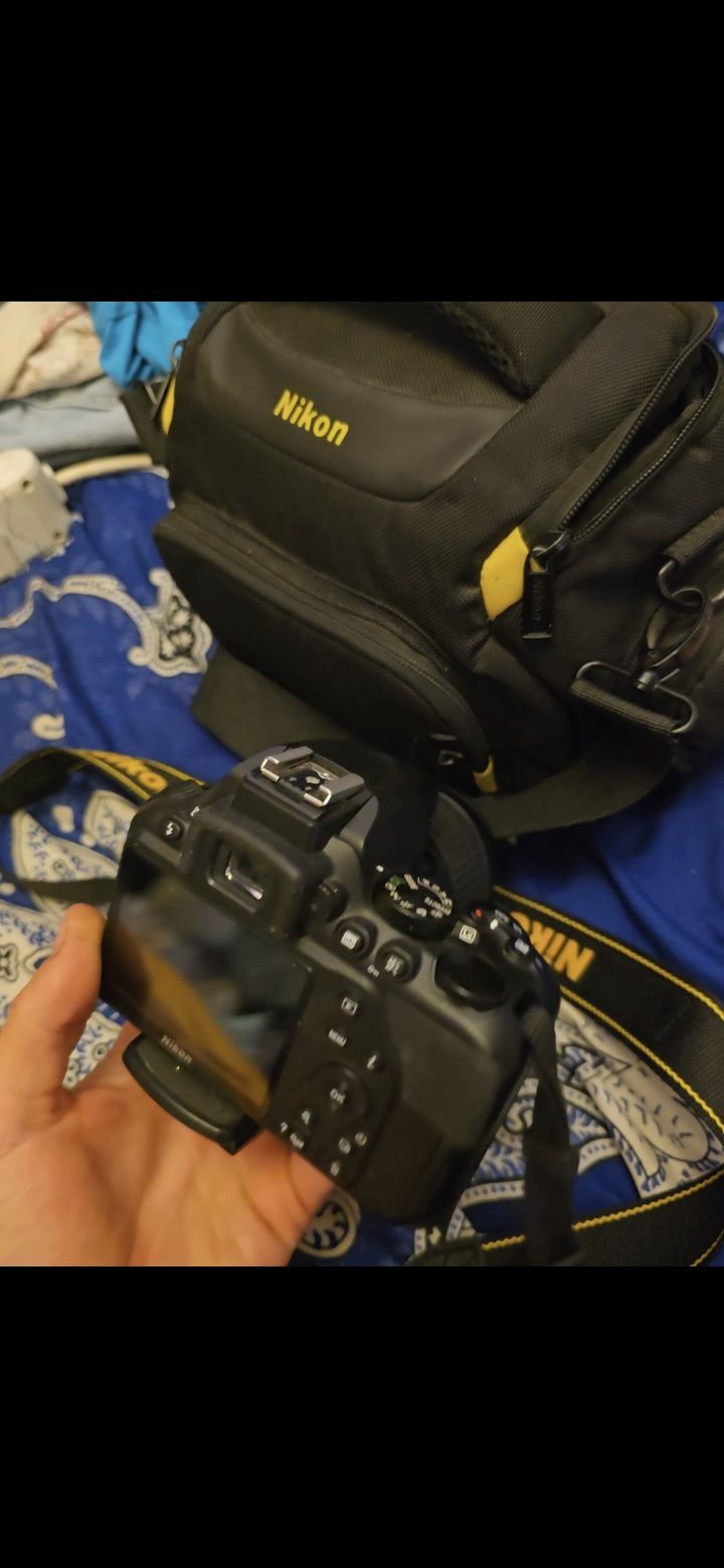 Nikon  D3500 64gb