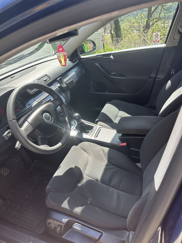 Volkswagen Passat 1.6 benzină 116CP
