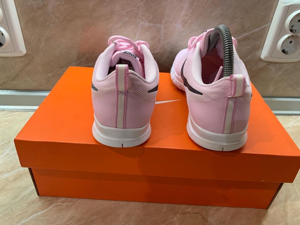 Nike Flex номер 38,5