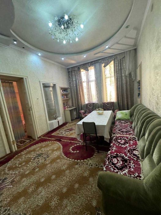 6 хонали 2 қаватли бинонинг 2 чи қаватида жойлашган квартира сотилад