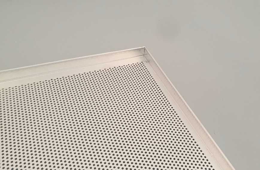Carucior si 20 tavi perforate 58x78 cm patiserie