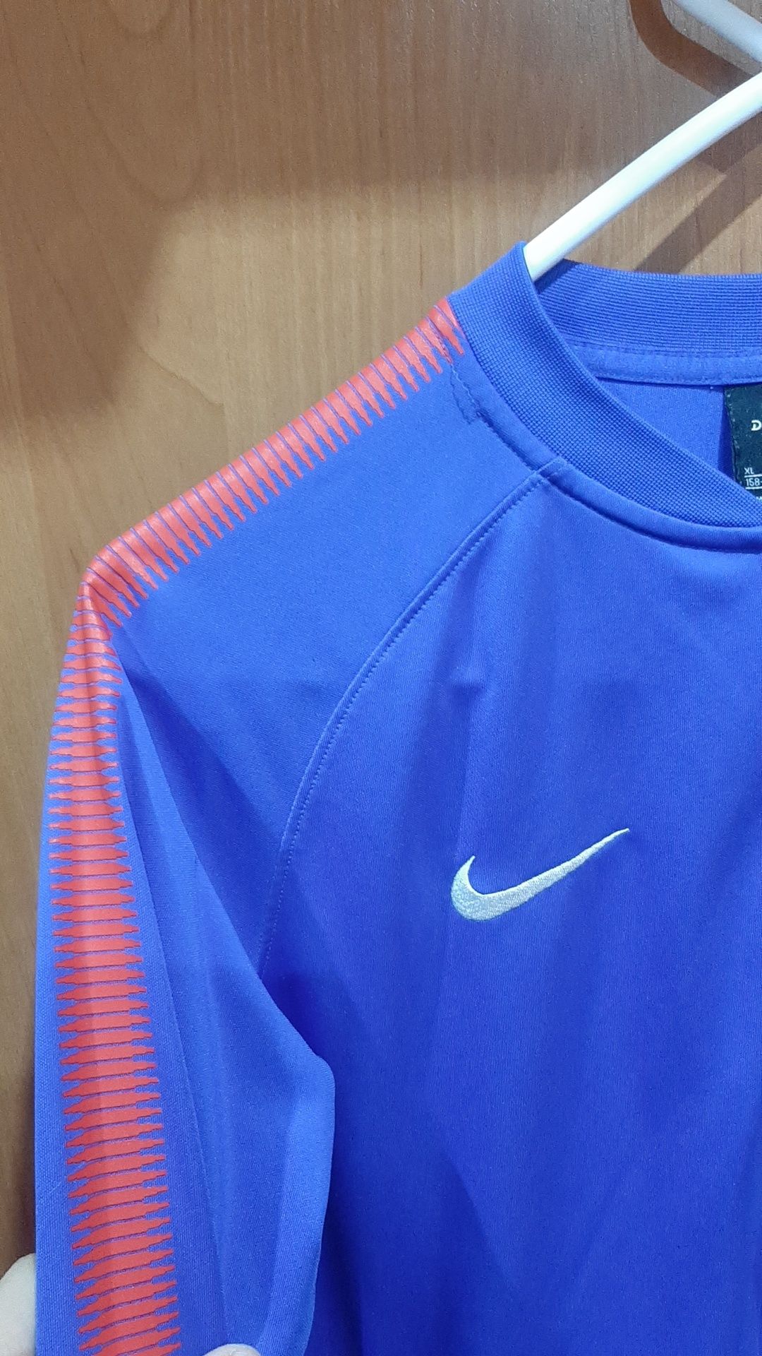 Суитчър Nike psg