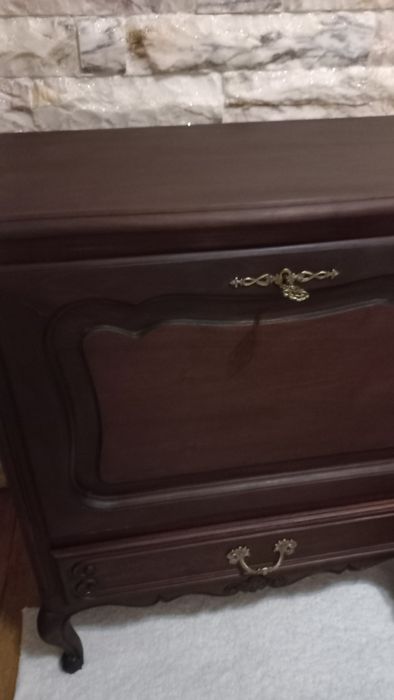 Бар шкаф с чекмедже