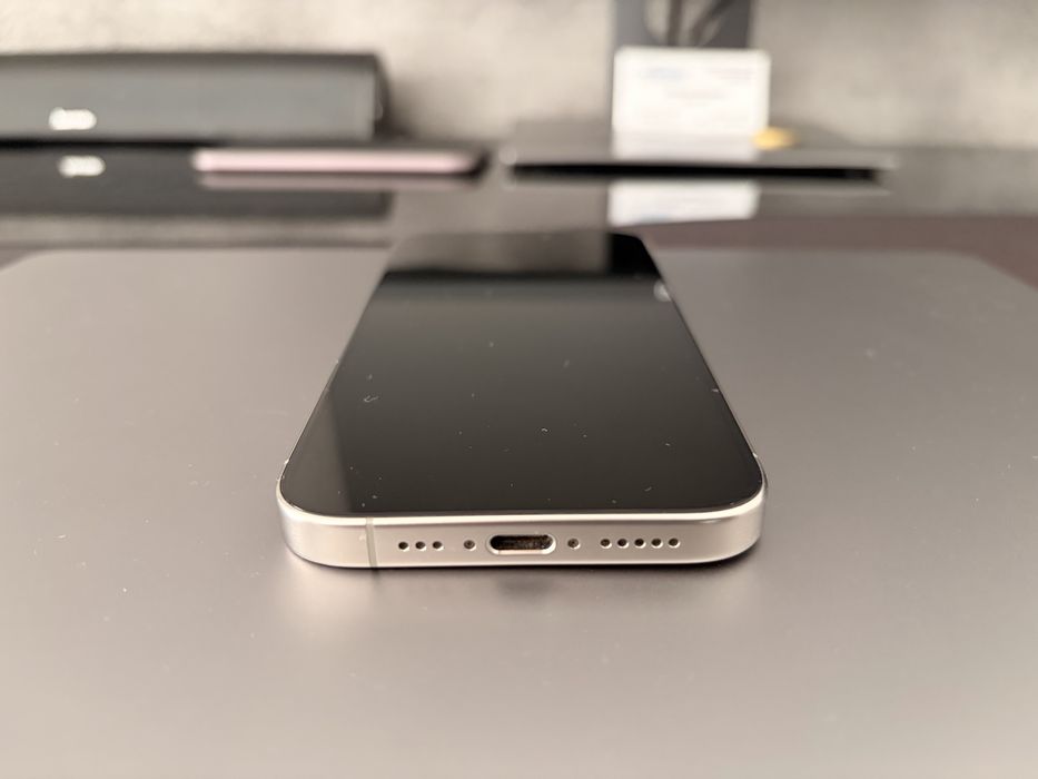 Iphone 15 pro 128gb Natural Titanium