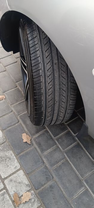 Диска балон 205 40 R17 идеал состояние