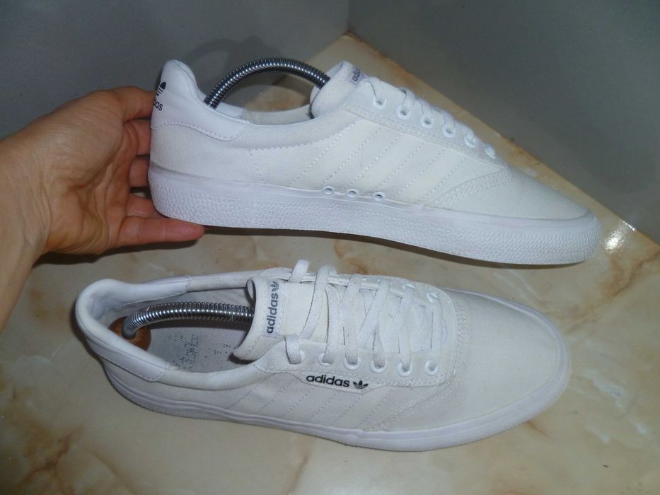 ADIDAS ниски кецове №44