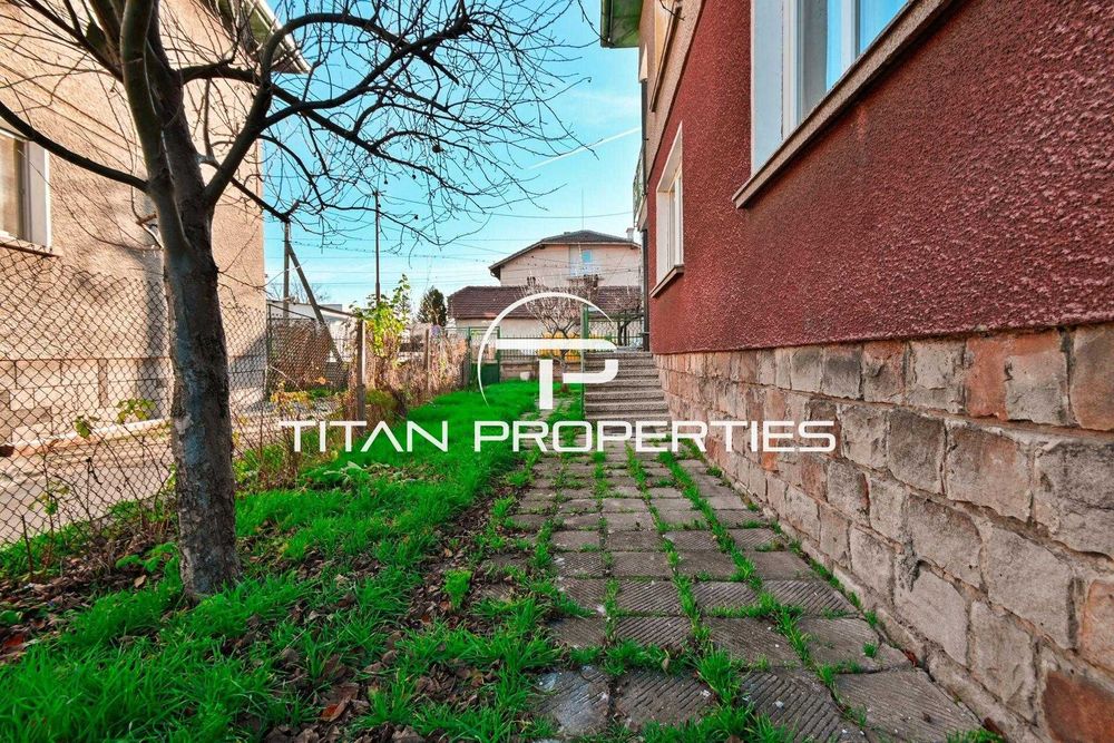 Продава се Къща в с. Мрамор, Област София-град - 240 кв.м за 659 €/кв.м - Снимка #14
