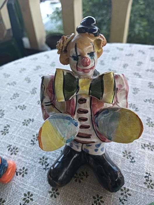 Clovni potriviti pt decor