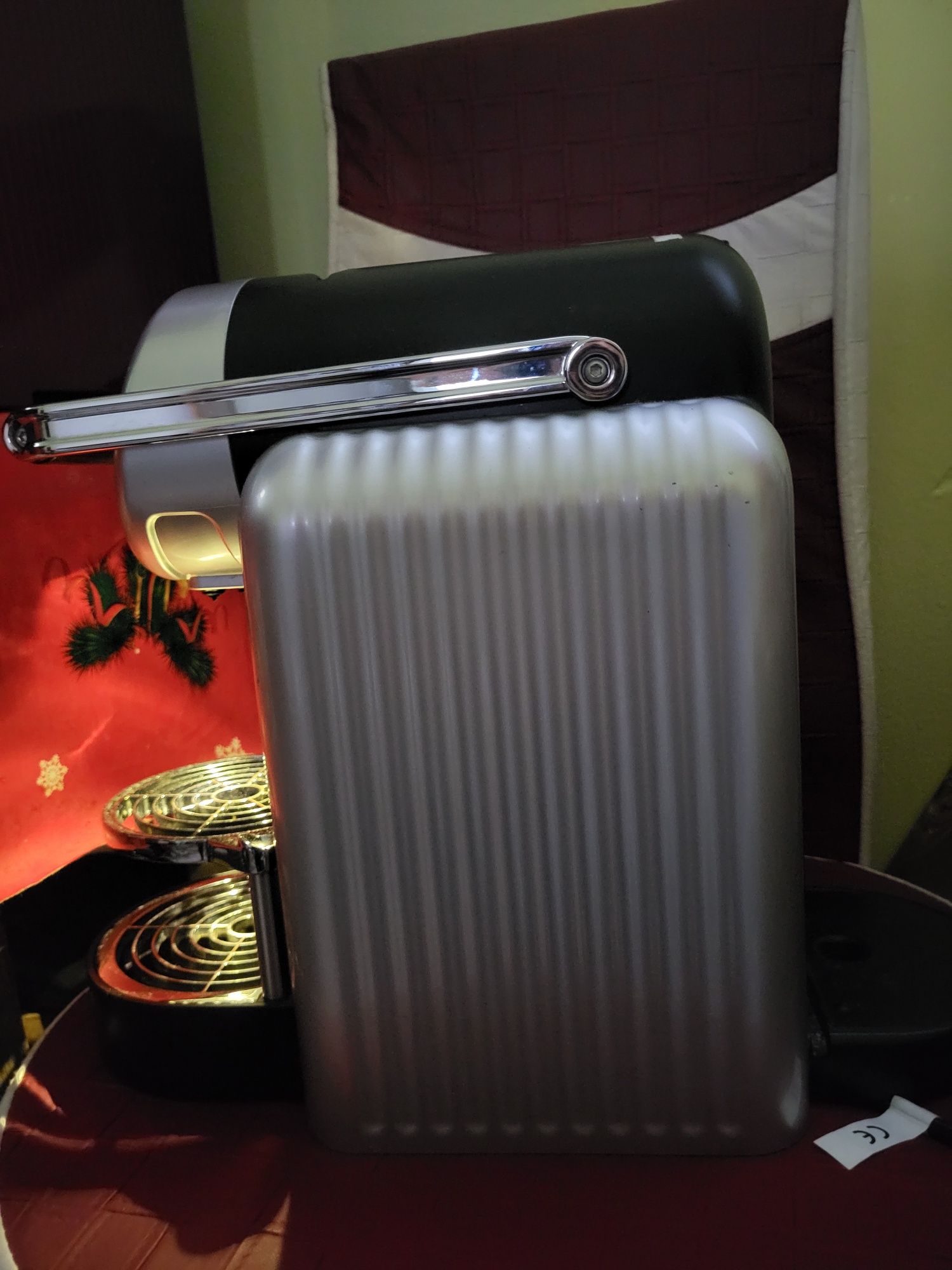 Vand expresor Nespresso Zeus