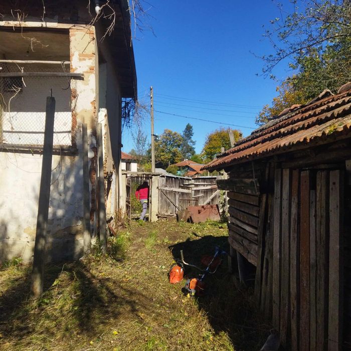 Къща в село Микре