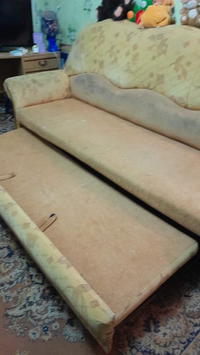 Отдам диван, бесплатно самовывоз,