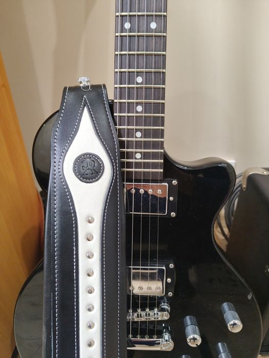 Електрическа китара SOUNDSATION Milestone-ST BK