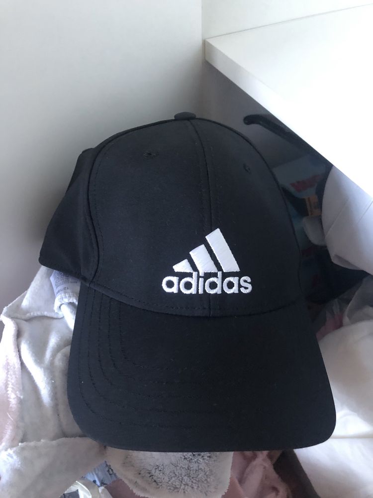 Sapca adidas noua