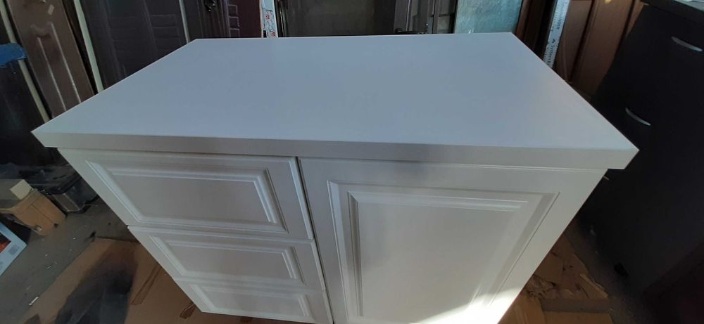 Mobilă pal , mdf si decoratiuni pentru casa