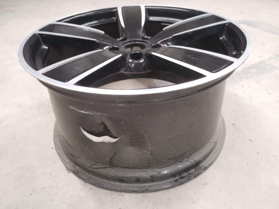 Джанта 11.5J X R22 ET61 Порше Кайен 3 9Y Оригинална Авариран Porsche C