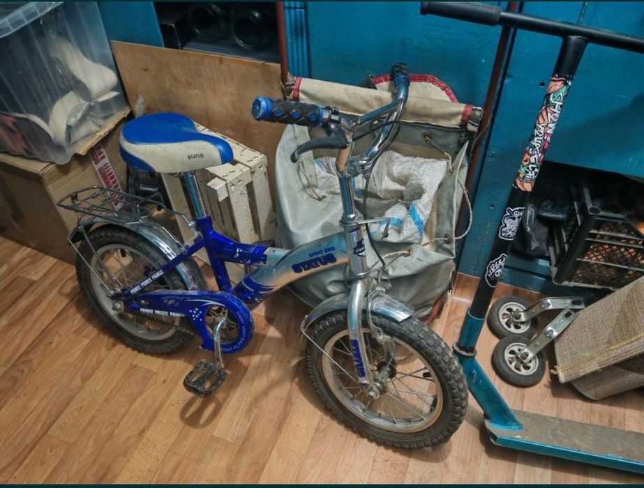 Велосипед двухколесный мальчиковый до семи лет