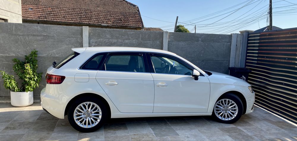 Audi A3 2015motor 1.6TDI, Euro6 inscris Ro recent