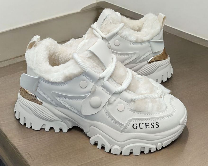 Нови дамски маратонки