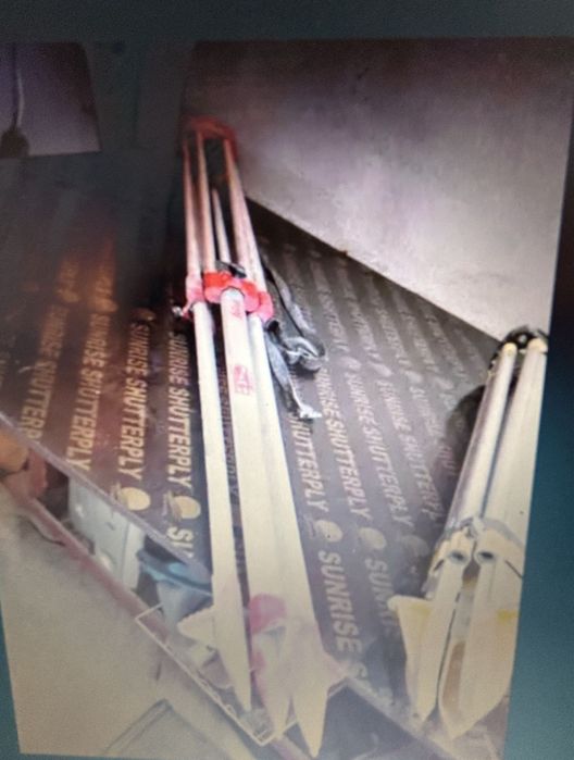 Тринога за лазер