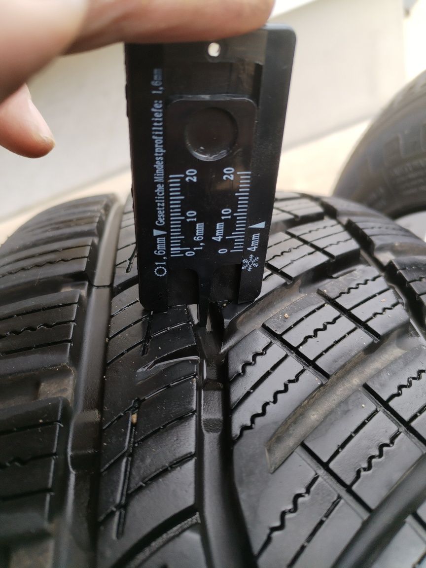 Vând set 4 buc anvelope iarna 195/55R15