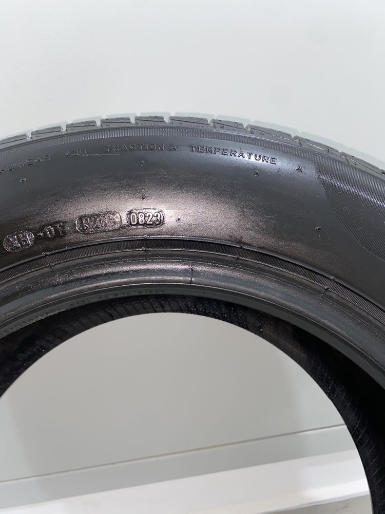 Шины летние Pirelli R14 2023 года