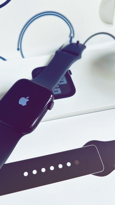 Apple watch SE 2 44mm 2024 акб:100%