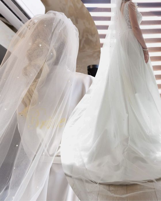 Vand rochie de mireasa