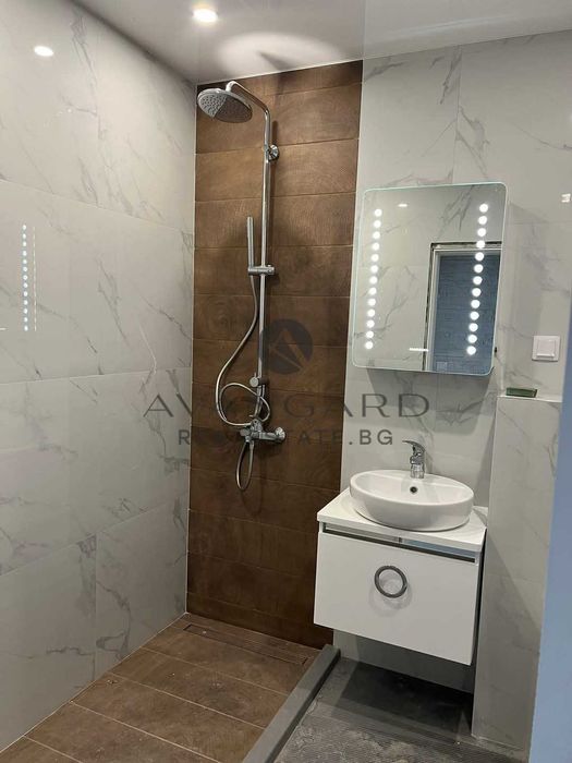 Продава се Двустаен апартамент в Пловдив, Тракия - 80 кв.м за 2040 €/кв.м - Снимка #9