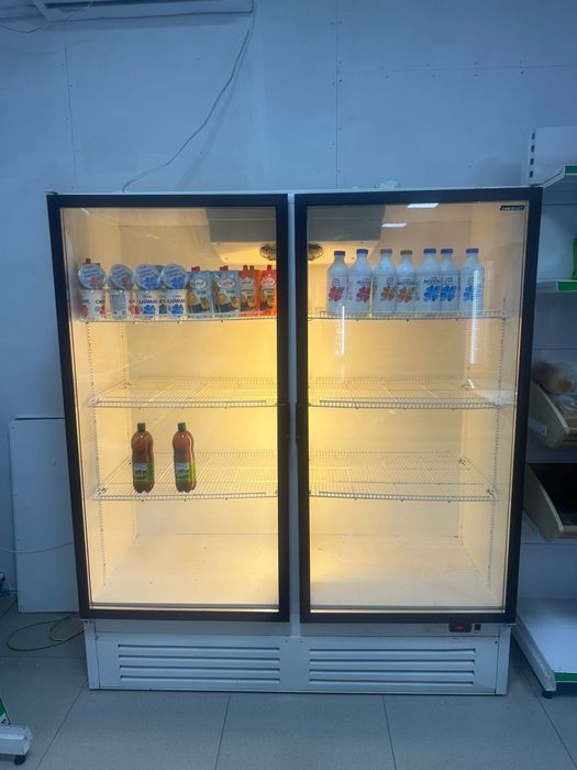 Холодильная витрина в идеальном состоянии