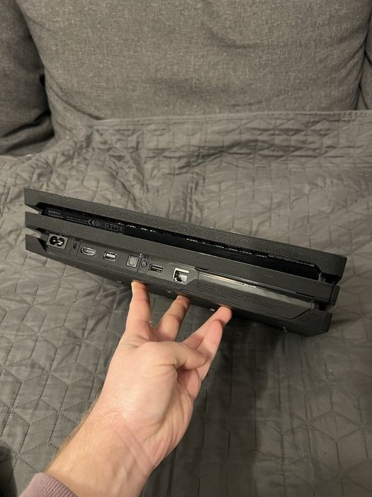 Consola Playstation 4 PRO 1TB