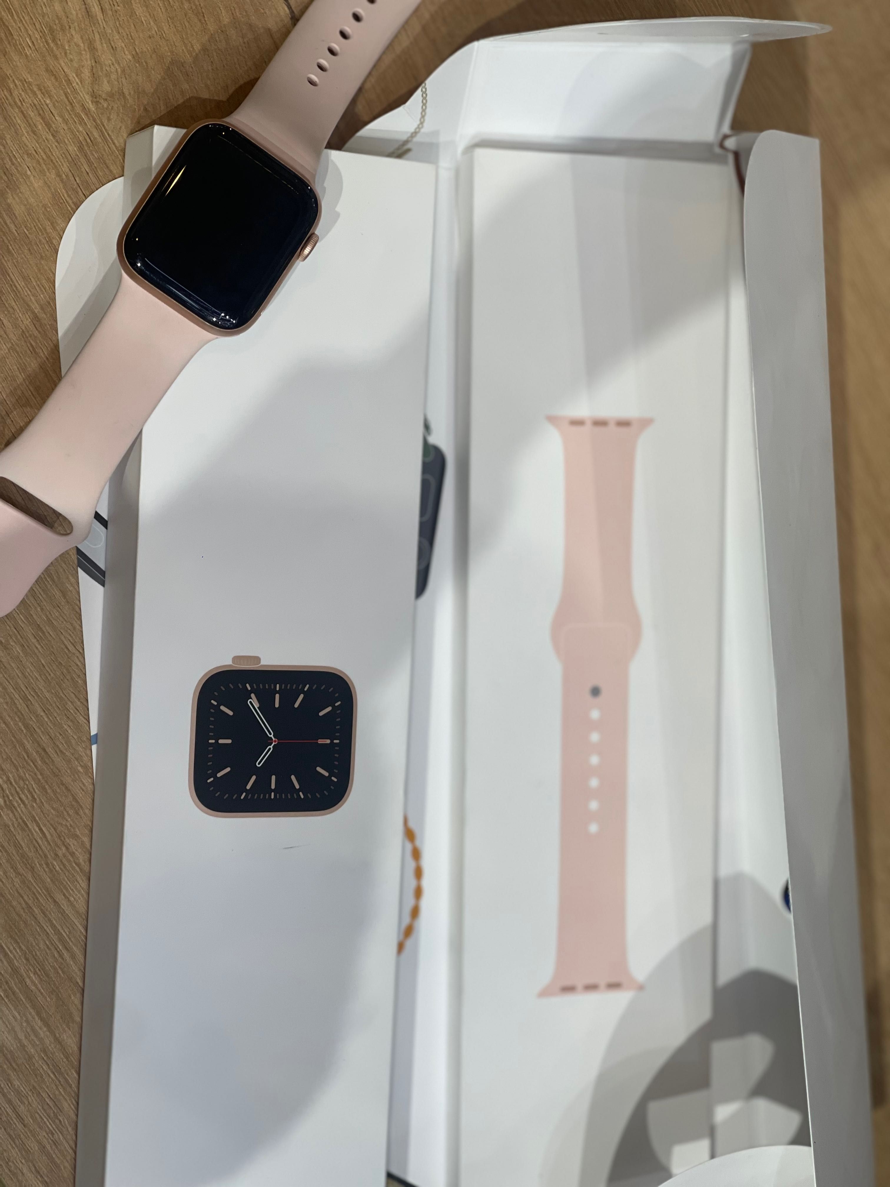 Apple Watch 6 Серия