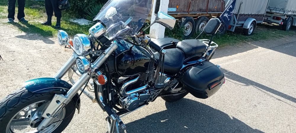 Ma vinde Suzuki Marauder